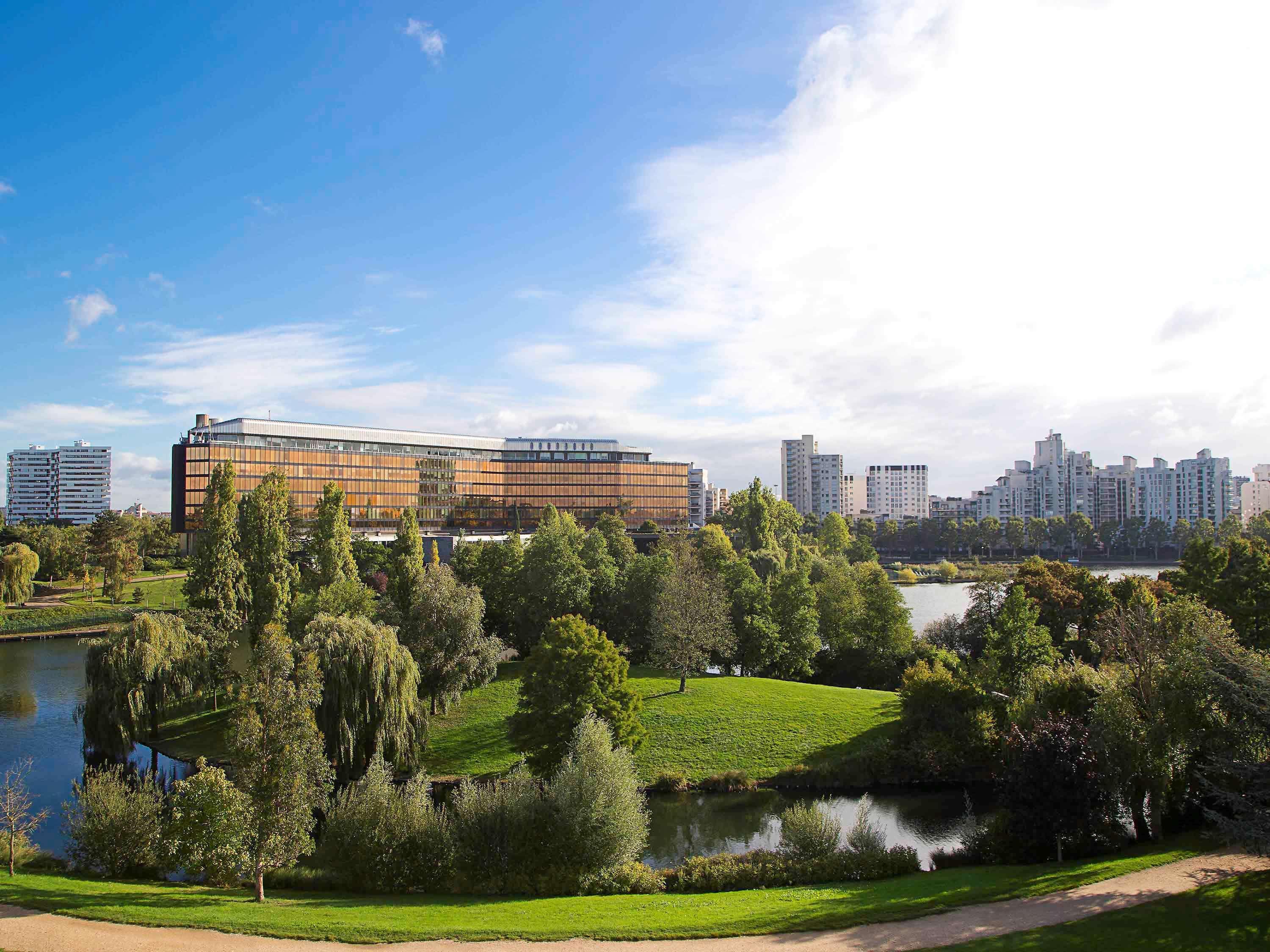 Novotel Paris Creteil Le Lac Exterior photo