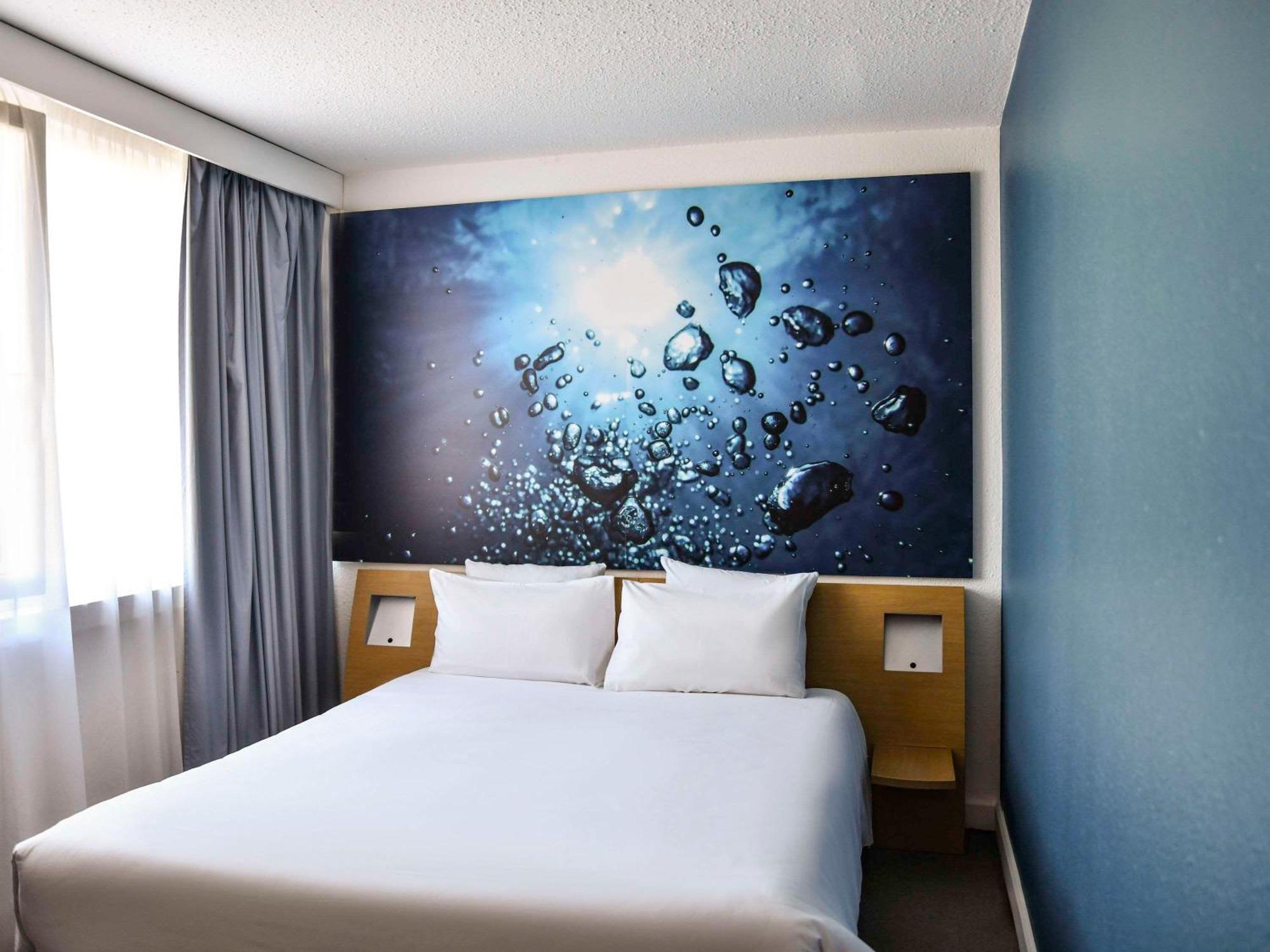 Novotel Paris Creteil Le Lac Exterior photo